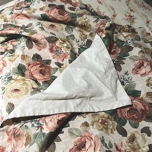 Pottery Barn Rita Flora Sham Set